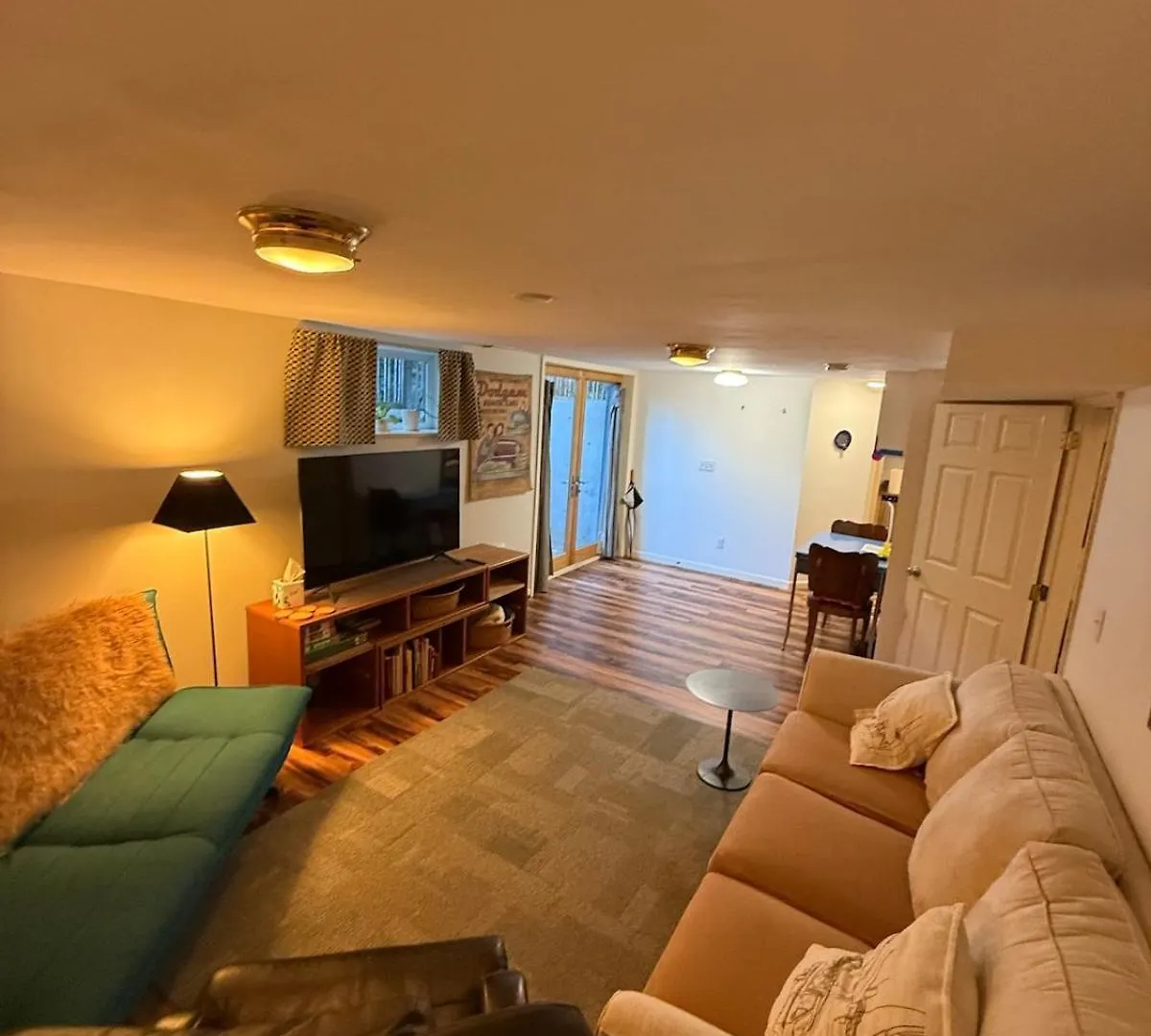 Southeast Portland Parkside Gem On Mount Tabor Apartment