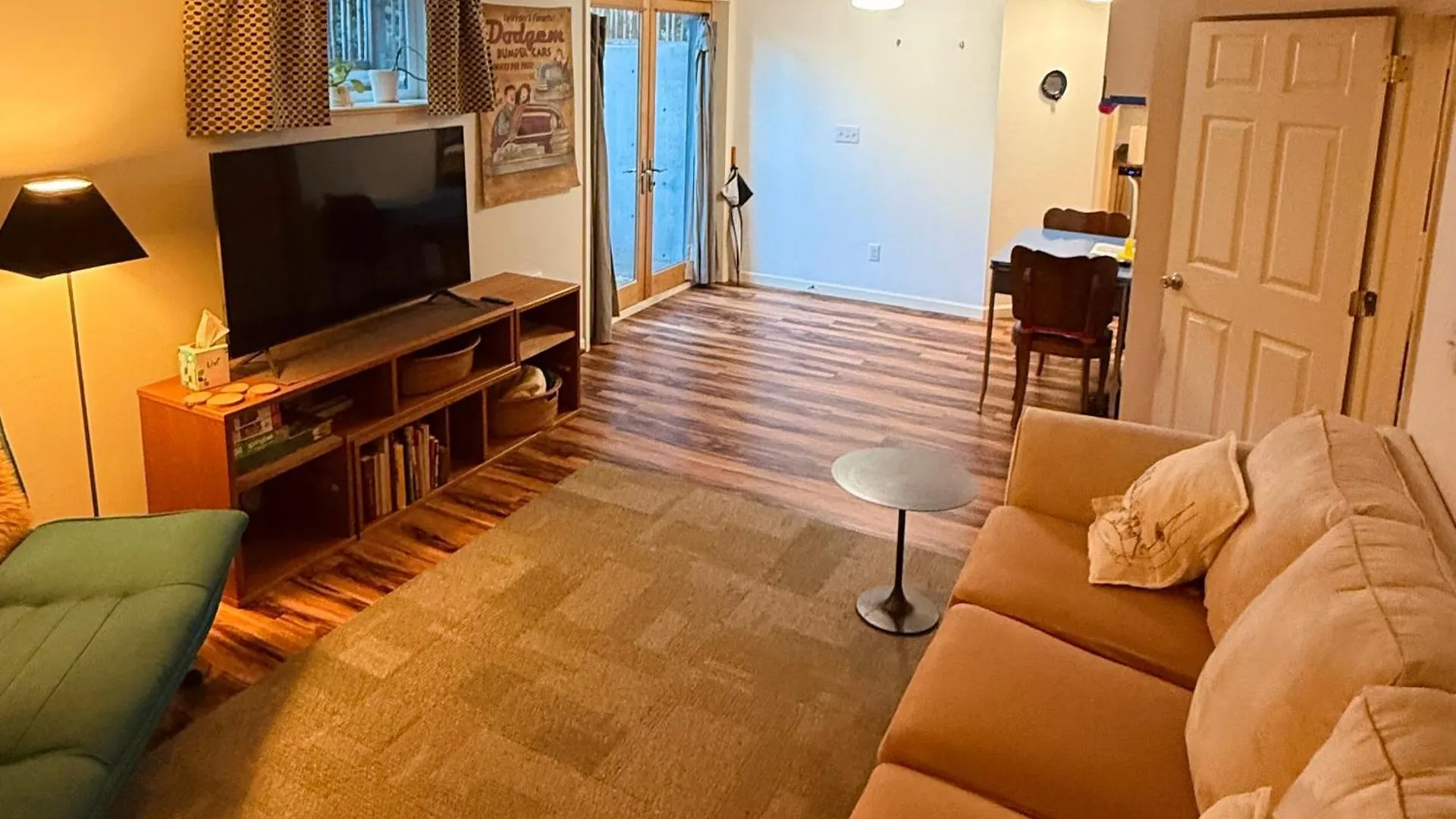 Southeast Portland Parkside Gem On Mount Tabor Apartment
